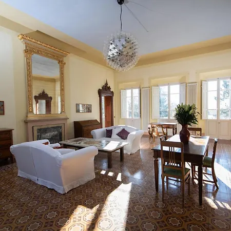 Апартаменты Palazzo Augusto Пьяченца