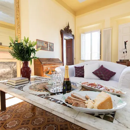 Palazzo Augusto ピアチェンツァ